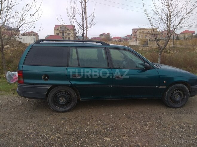 Opel Astra 1996, 23,000 km - 1.6 l - Bakı