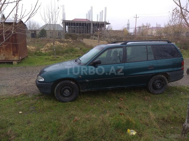 Opel Astra 1996, 23,000 km - 1.6 l - Bakı