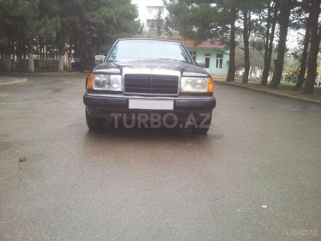 Mercedes E 200 1991, 355,000 km - 2.0 l - Bakı