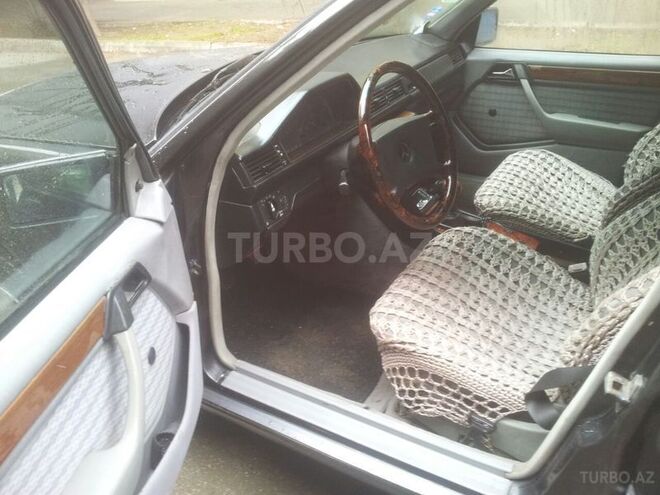 Mercedes E 200 1991, 355,000 km - 2.0 l - Bakı