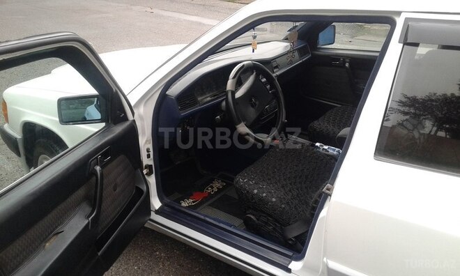Mercedes 190 1991, 298,000 km - 1.8 l - Sumqayıt