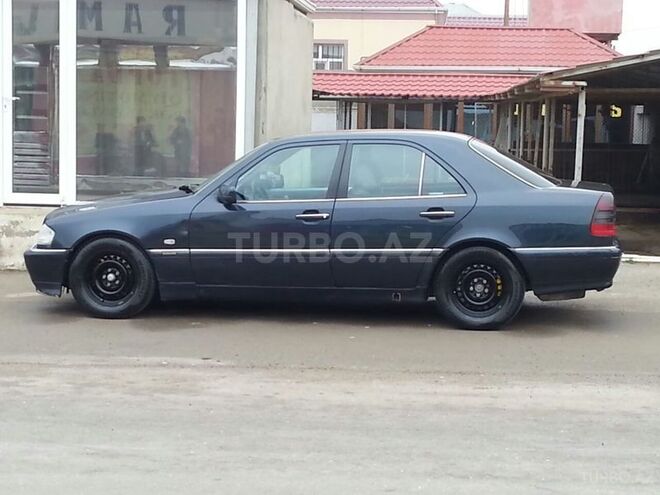 Mercedes C 240 1997, 358,000 km - 2.4 l - Bakı