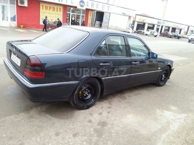 Mercedes C 240 1997, 358,000 km - 2.4 l - Bakı