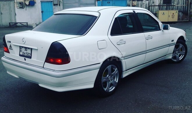 Mercedes C 230 1998, 280,000 km - 2.3 l - Bakı