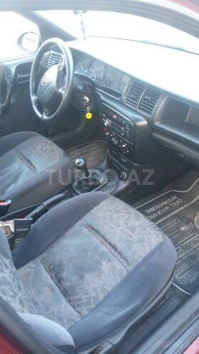Opel Vectra 1996, 150,000 km - 2.0 l - Zaqatala
