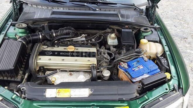 Opel Vectra 1997, 309,000 km - 1.8 l - Şəki