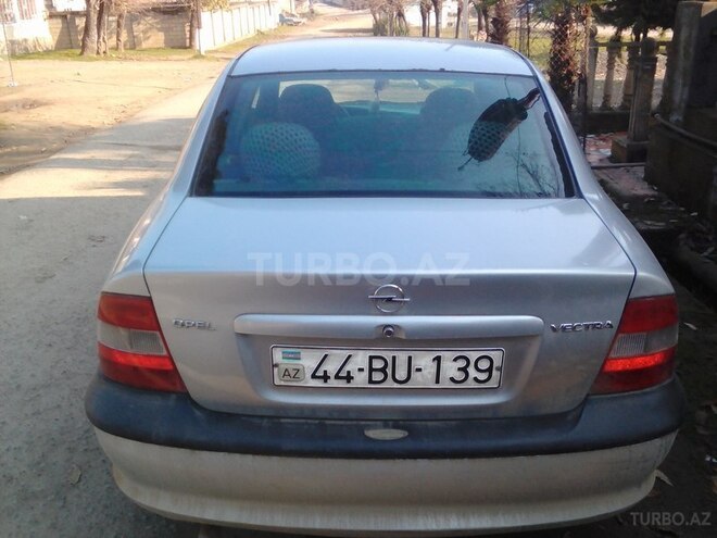 Opel Vectra 1997, 309,263 km - 1.8 l - Masallı