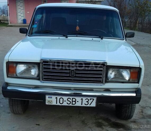 LADA (VAZ) 2107 2006, 283,000 km - 1.6 л - Yardımlı