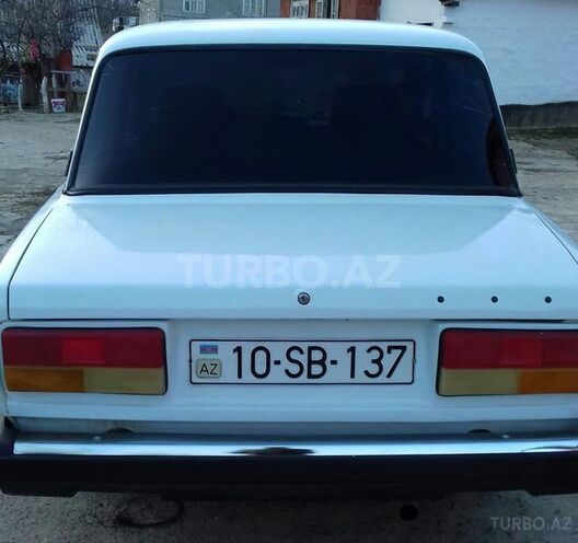 LADA (VAZ) 2107 2006, 283,000 km - 1.6 л - Yardımlı