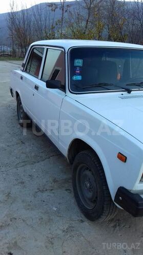 LADA (VAZ) 2107 2006, 283,000 km - 1.6 л - Yardımlı
