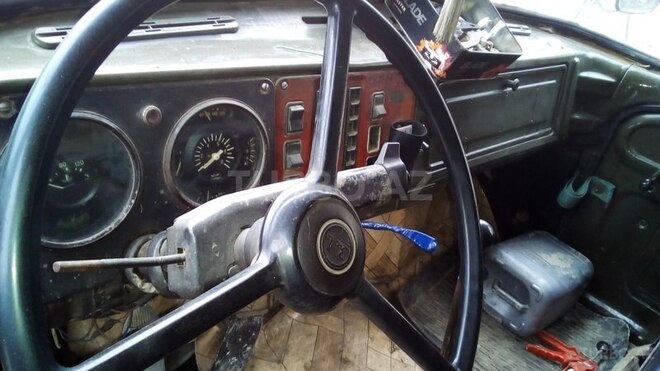 ZIL 130 1990, 30,000 km - 0.6 l - Bakı