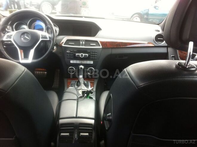 Mercedes C 300 2012, 119,891 km - 3.0 л - Bakı