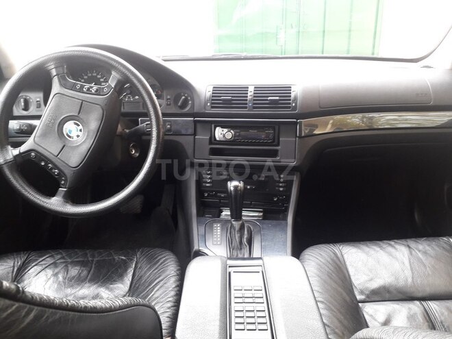 BMW 528 1996, 205,000 km - 2.8 l - Sumqayıt
