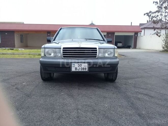 Mercedes 190 1993, 300,000 km - 1.8 l - İmişli