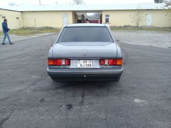 Mercedes 190 1993, 300,000 km - 1.8 l - İmişli