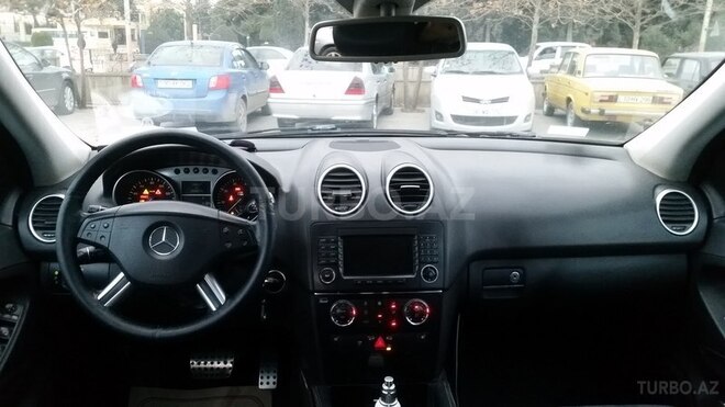 Mercedes ML 350 2005, 208,000 km - 3.5 l - Bakı