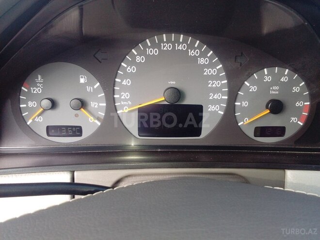 Mercedes E 320 2000, 219,000 km - 3.2 l - Bakı