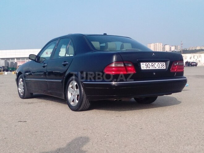 Mercedes E 320 2000, 219,000 km - 3.2 l - Bakı