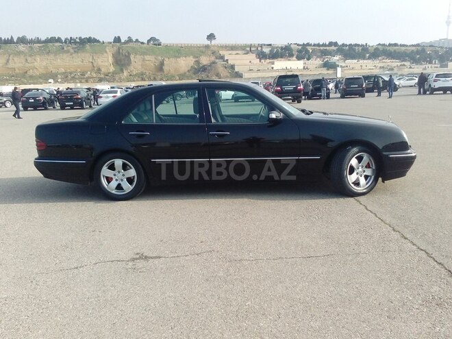 Mercedes E 320 2000, 219,000 km - 3.2 l - Bakı