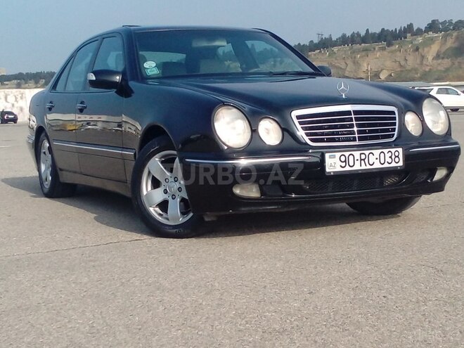 Mercedes E 320 2000, 219,000 km - 3.2 l - Bakı