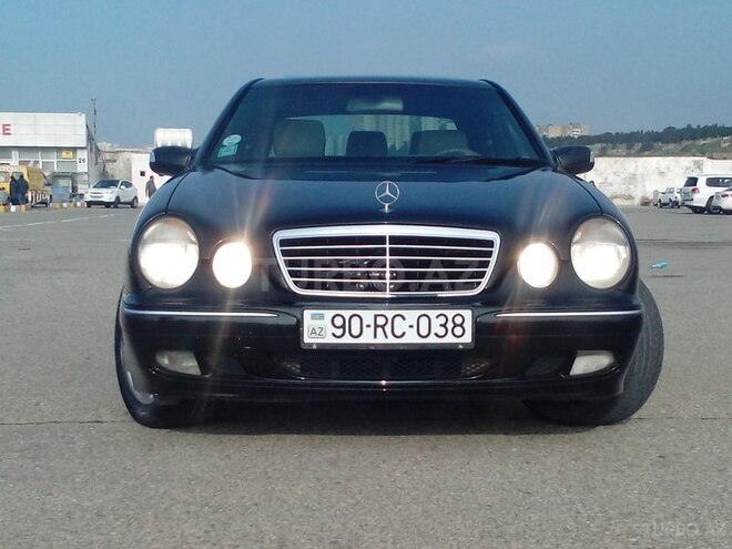 Mercedes E 320 2000, 219,000 km - 3.2 l - Bakı
