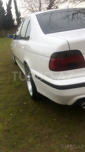 BMW 525 2002, 229,000 km - 0.3 l - Lənkəran