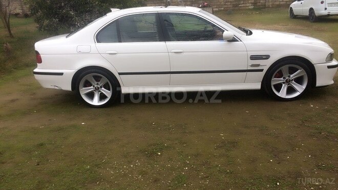 BMW 525 2002, 229,000 km - 0.3 l - Lənkəran