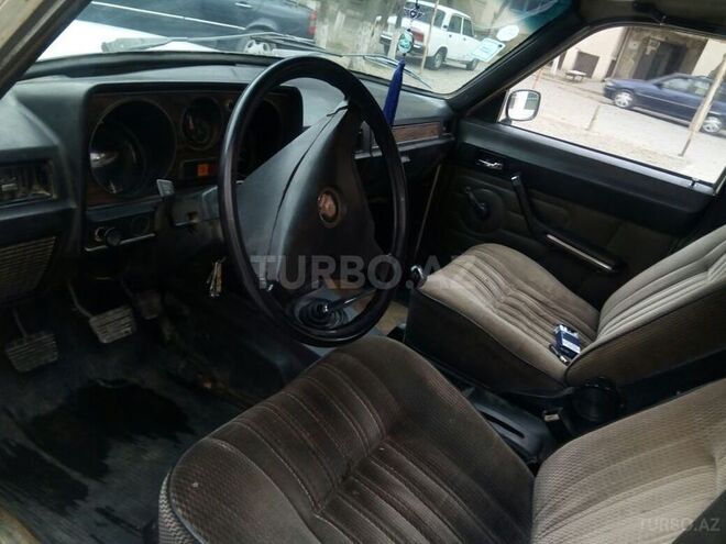 GAZ 24-10 1989, 385,000 km - 2.4 l - Sumqayıt