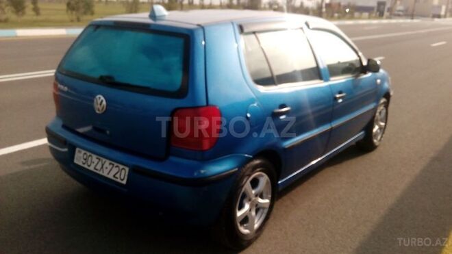 Volkswagen Polo 2001, 291,600 km - 1.4 l - Bakı