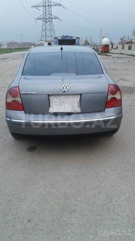 Volkswagen Passat 2002, 215,000 km - 2.0 l - Bakı