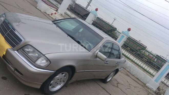 Mercedes C 230 1999, 197,350 km - 2.3 l - Bakı