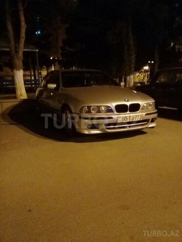 BMW 525 2002, 256,000 km - 2.5 л - Bakı