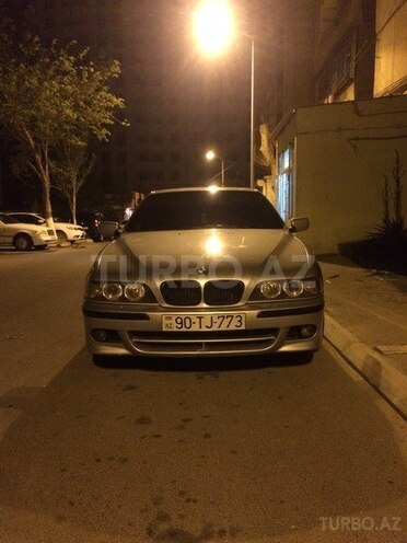 BMW 525 2002, 256,000 km - 2.5 л - Bakı