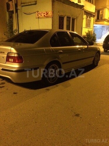 BMW 525 2002, 256,000 km - 2.5 л - Bakı