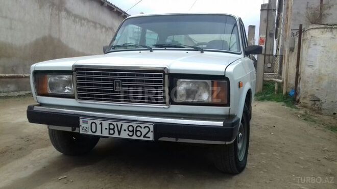 LADA (VAZ) 2107 2009, 196,000 km - 1.6 л - Bakı