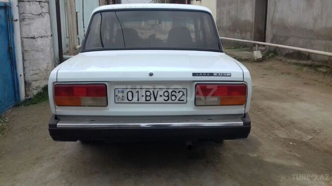 LADA (VAZ) 2107 2009, 196,000 km - 1.6 л - Bakı
