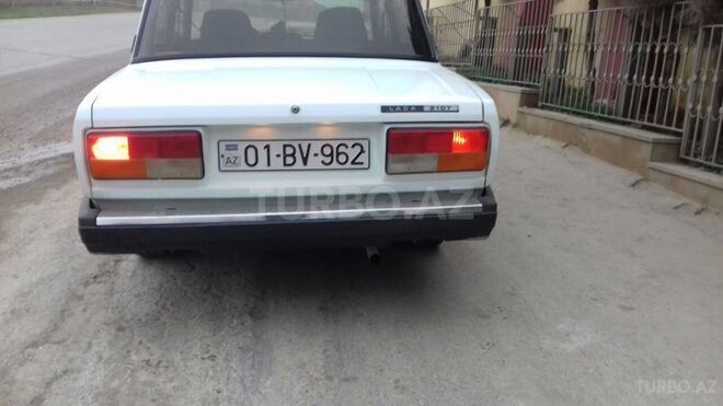 LADA (VAZ) 2107 2009, 196,000 km - 1.6 л - Bakı