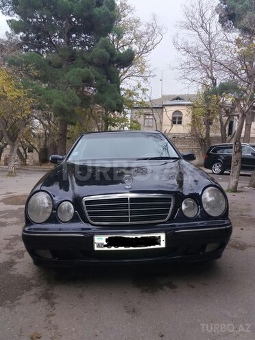 Mercedes E 200 2001, 193,000 km - 2.0 l - Bakı