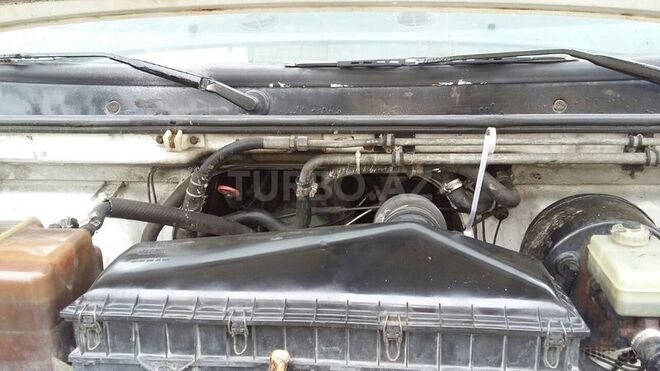Mercedes 609 D 1993, 500 km - 0.4 l - Masallı