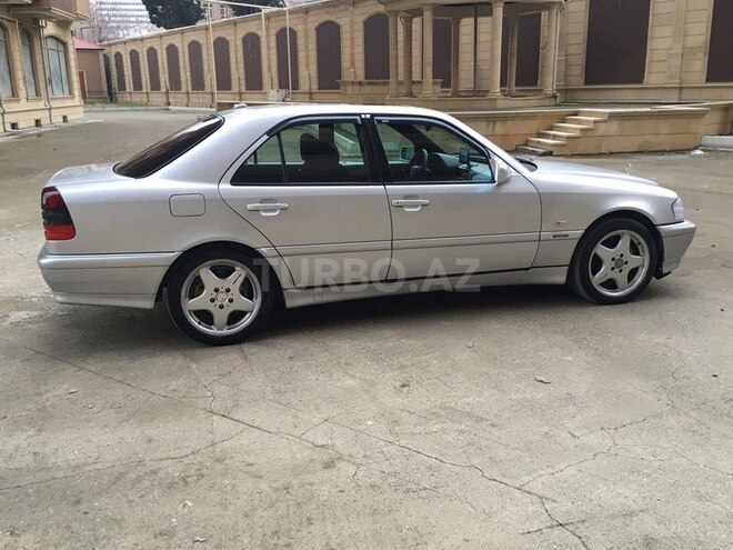 Mercedes C 240 1999, 216,000 km - 2.4 l - Bakı