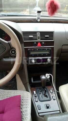 Mercedes C 230 1997, 246,000 km - 2.3 l - Bakı