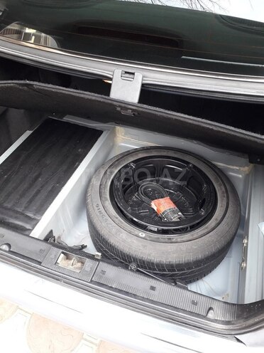 Mercedes E 240 1999, 263,000 km - 2.4 l - Bakı