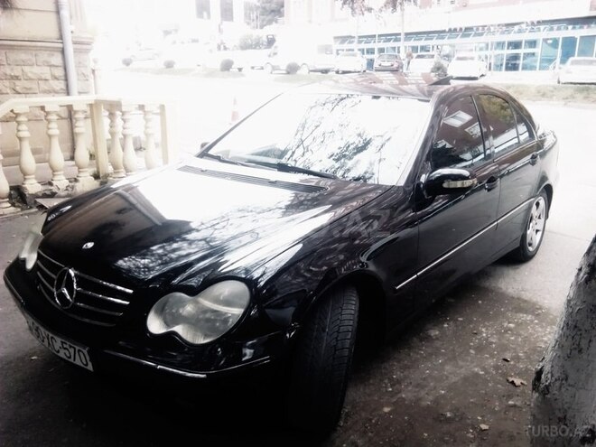 Mercedes C 320 2001, 280,000 km - 3.2 l - Bakı