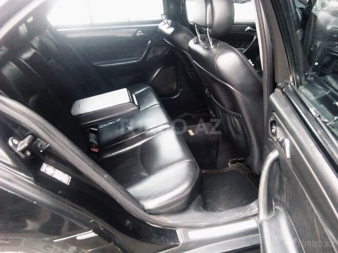 Mercedes C 320 2001, 280,000 km - 3.2 l - Bakı