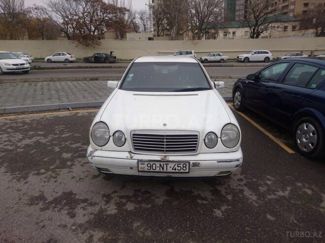 Mercedes E 230 1996, 303,000 km - 2.3 l - Bakı