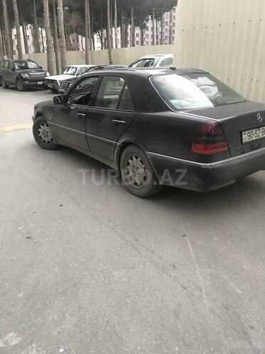 Mercedes C 180 1999, 275,000 km - 1.8 l - Bakı