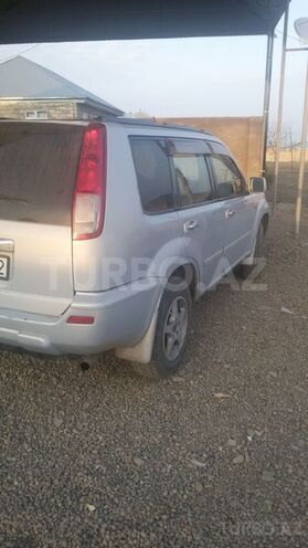Nissan X-Trail 2001, 183,570 km - 2.0 l - Tovuz