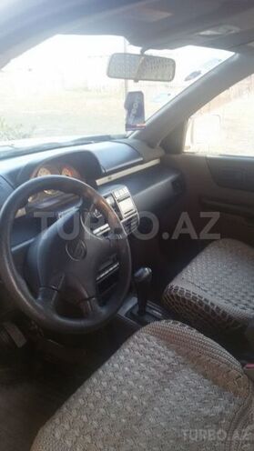 Nissan X-Trail 2001, 183,570 km - 2.0 l - Tovuz