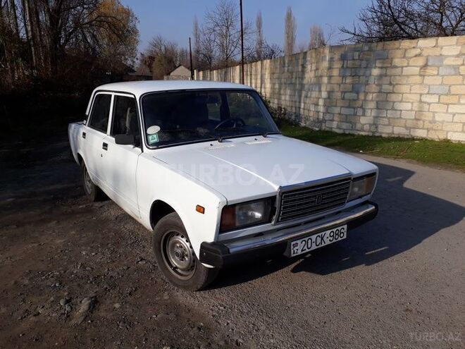 LADA (VAZ) 2107 2007, 190,000 km - 1.6 л - Ucar