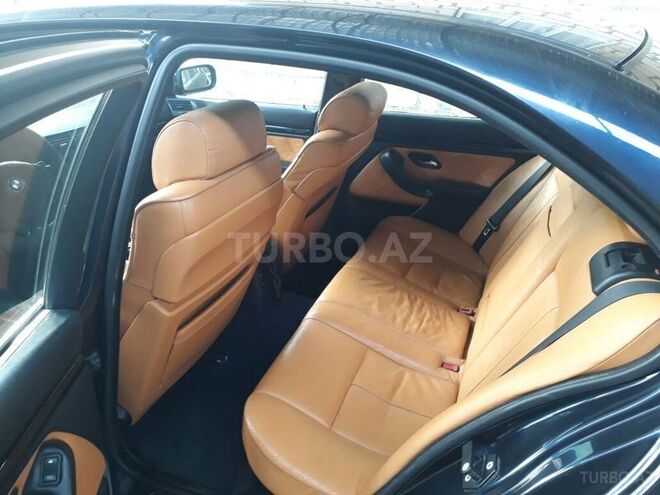 BMW 528 1999, 218,000 km - 2.8 l - Bakı